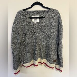 Roots Cabin sweater size LG